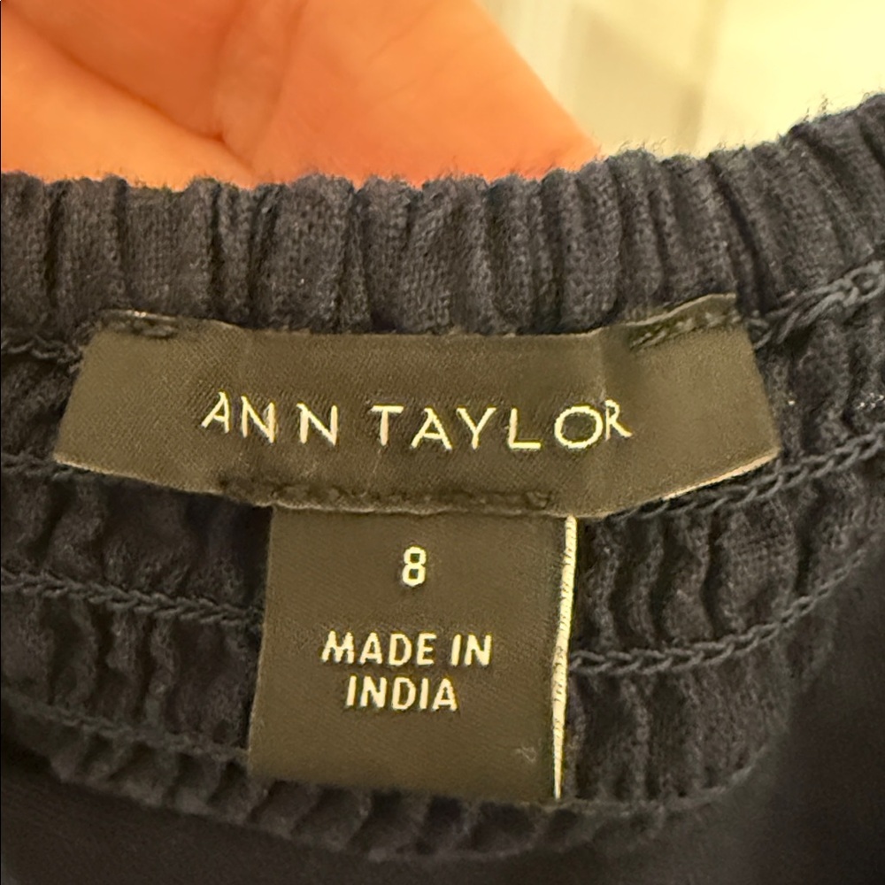 Ann Taylor Scoop Neck Linen Blend Flare Dress in the color Night Sky Navy Size 8 - Picture 4 of 6